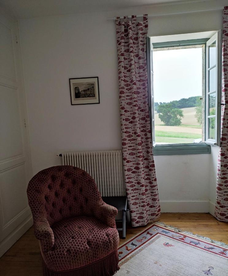 Bed and Breakfast Le Logis Du Pradet Moncrabeau Экстерьер фото